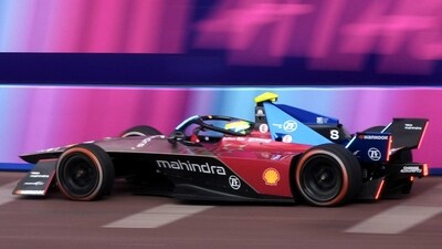 Motorsport - Formula E - Cape Town ePrix - Cape Town, South Africa - February 25, 2023 Mahindra Racing's Lucas Di Grassi in action during practice (REUTERS)
