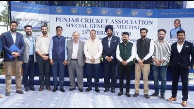 Preet Mohinder Singh Banga and Sunil Gupta were elected as vice-president and treasurer unanimously, respectively. (HT Photo) Preet Mohinder Singh Banga and Sunil Gupta were elected as vice-president and treasurer unanimously, respectively. (HT Photo)