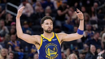 Klay Thompson #11 of the Golden State Warriors reacts during the fourth quarter against the Houston Rockets at Chase Center. (Getty Images via AFP) Klay Thompson #11 of the Golden State Warriors reacts during the fourth quarter against the Houston Rockets at Chase Center. (Getty Images via AFP)