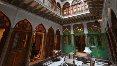 A view inside Golden Haveli at Chandni Chowk in New Delhi. Goel rued that despite the successful transformation of Haveli Dharampura into a popular spot, people have no incentives for heritage conservation. He said owners of havelis did not have the resources or wherewithal to restore their properties, and they need support from the government, said Goel in an exclusive interview with HT. (Sanchit Khanna/ HT Photo) A view inside Golden Haveli at Chandni Chowk in New Delhi. Goel rued that despite the successful transformation of Haveli Dharampura into a popular spot, people have no incentives for heritage conservation. He said owners of havelis did not have the resources or wherewithal to restore their properties, and they need support from the government, said Goel in an exclusive interview with HT. (Sanchit Khanna/ HT Photo)