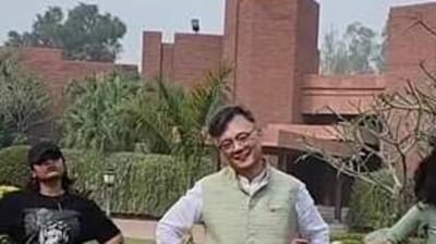 South Korean ambassador to India shows off his dance moves (Twitter/Korea Embassy India) South Korean ambassador to India shows off his dance moves (Twitter/Korea Embassy India)