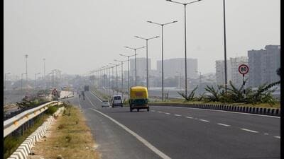 The Ganga Pathway in Patna. (HT Photo) The Ganga Pathway in Patna. (HT Photo)