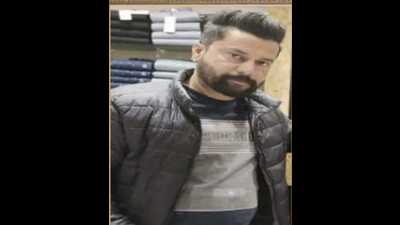 The councillor’s husband, Raj Kumar, was killed after the impact of the collision caused him to slam into his car’s steering wheel. (HT Photo)