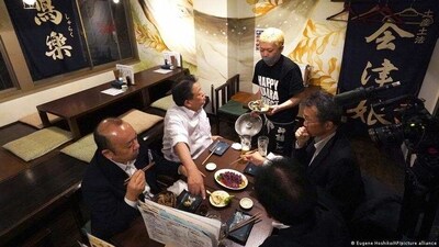 Japan was shocked by the trend of 'sushi terrorism'. (Eugene Hoshiko/AP/picture alliance) Japan was shocked by the trend of 'sushi terrorism'. (Eugene Hoshiko/AP/picture alliance)