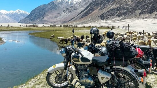 3 trends of group travel to Ladakh in 2023 (Photo by Upbeat Nomad on Unsplash)