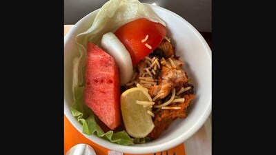 Sanjeev Kapoor shared this image to show the food he was served in Air India. (Twitter/@SanjeevKapoor)