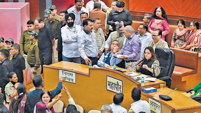 Officials said that there was no clarity if policy decisions could be taken amid the standing committee elections crisis. (Raj K Raj/HT PHOTO) Officials said that there was no clarity if policy decisions could be taken amid the standing committee elections crisis. (Raj K Raj/HT PHOTO)