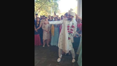 The image is taken from the video that shows the groom's performance for his bride. (Instagram/@amaarievents)