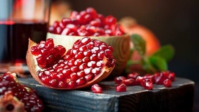 Pomegranates help in cleaning the arteries, reducing blood pressure and preventing the clogging of the blood vessels, thereby contributing to good heart health. (Unsplash) Pomegranates help in cleaning the arteries, reducing blood pressure and preventing the clogging of the blood vessels, thereby contributing to good heart health. (Unsplash)