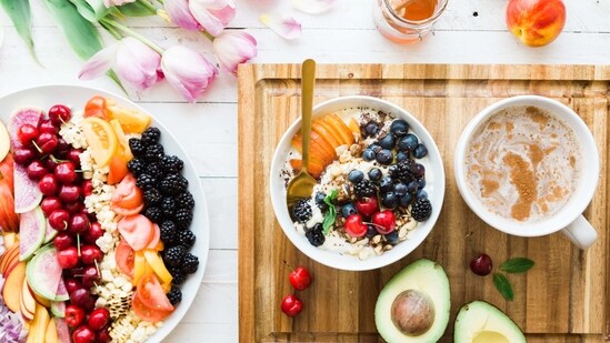 Eat a healthy diet: A diet rich in vitamins and minerals can help keep your gums healthy. Eat plenty of fruits and vegetables, lean proteins, and whole grains.&nbsp;(Unsplash)