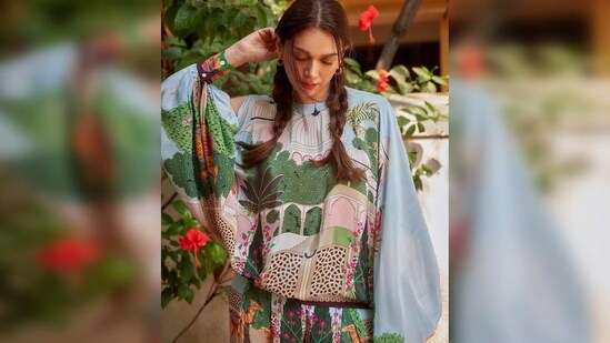 Aditi Rao Hydari gave her look an old-school touch with two middle-parted braids.&nbsp;(Instagram/@aditiraohydari)