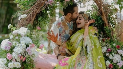 Abhishek Pathak and Shivaleeka Oberoi had a fun mehendi ceremony for which Shivaleeka decked up in a henna green lehenga. Abhishek also had her name written on his palm. Abhishek Pathak and Shivaleeka Oberoi had a fun mehendi ceremony for which Shivaleeka decked up in a henna green lehenga. Abhishek also had her name written on his palm. 