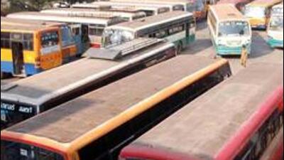 Around 1,000 members of the KSRTC Employees’ Koota, which represents over 15,000 employees, will take part in the protest in Bengaluru on Wednesday, seeking a pay raise among other demands. (HT Archives) Around 1,000 members of the KSRTC Employees’ Koota, which represents over 15,000 employees, will take part in the protest in Bengaluru on Wednesday, seeking a pay raise among other demands. (HT Archives)