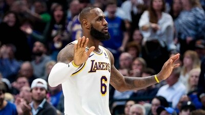 Los Angeles Lakers forward LeBron James (USA TODAY Sports)