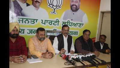 BJP has demanded a CBI investigation into the liquor policy of Punjab, citing allegations of significant corruption similar to that in Delhi’s Excise Policy. (HT Photo) BJP has demanded a CBI investigation into the liquor policy of Punjab, citing allegations of significant corruption similar to that in Delhi’s Excise Policy. (HT Photo)