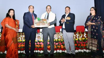 Dheer Singh, director and vice-chancellor of ICAR-NDRI, Karnal, read the citations of Tripathi and informed that Tripathi has worked extensively on pathology and diagnosis of infectious diseases. Tripathi gave his oration on the topic entitled “Role of livestock sector in meeting the sustainable development goals (SDGs)”. (HT Photo)