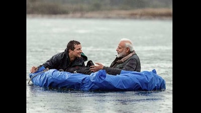 Bear Grylls shares a throwback pic with PM Modi. (Twitter/@BearGrylls)