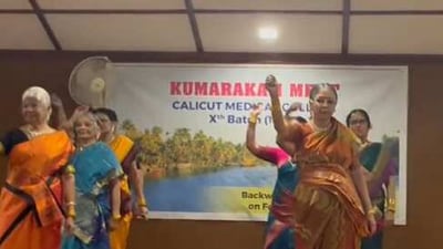 The image shows a group of elderly women dancing to Pala Palli. (Twitter/@RoyKallivayalil)