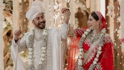 Filmmaker Abhishek Pathak and Shivaleeka Oberoi had a lavish wedding ceremony. The bride decked up in red and the groom in white for the wedding celebrations. Filmmaker Abhishek Pathak and Shivaleeka Oberoi had a lavish wedding ceremony. The bride decked up in red and the groom in white for the wedding celebrations. 