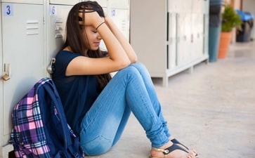 Depression is a serious mental health condition that affects people of all ages, including teenagers. While it can be challenging to diagnose depression in teenagers, recognizing early warning signs can be crucial in preventing it from becoming more severe. (freepik ) Depression is a serious mental health condition that affects people of all ages, including teenagers. While it can be challenging to diagnose depression in teenagers, recognizing early warning signs can be crucial in preventing it from becoming more severe. (freepik )