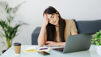 Nutritional imbalance can greatly affect your mood and make you feel distressed (Freepik) Nutritional imbalance can greatly affect your mood and make you feel distressed (Freepik)