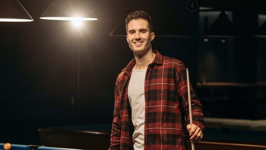Men wearing Mufti shirts manage to look smart and stylish. (Pexels)