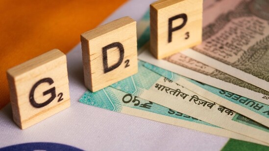 A LiveMint poll of 20 experts predicted that the growth slumped to 4.7 per cent in Q3. (File)