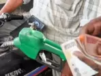 In Jaipur, consumers can buy petrol and diesel at  <span class='webrupee'>₹</span>108.48 and  <span class='webrupee'>₹</span>93.72 per litre, respectively. (File)