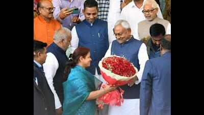 Bihar chief minister Nitish Kumar being greeted by JD-U MLAs on his 73rd birthday during the Budget Session on Wednesday. (Santosh Kumar/HT Photo)