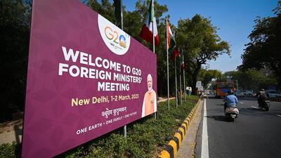 Boards welcoming G20 delegates at Sardar Patel Marg in New Delhi. (Sanchit Khanna/ HT Photo) Boards welcoming G20 delegates at Sardar Patel Marg in New Delhi. (Sanchit Khanna/ HT Photo)