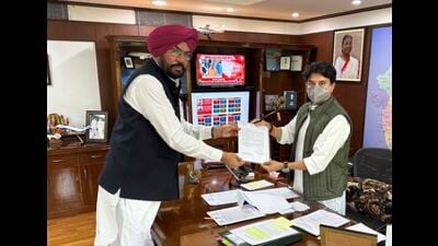 Punjab NRIs affairs minister Kuldeep Singh Dhaliwal meeting Union minister of civil aviation Jyotiraditya M Scindia in New Delhi.