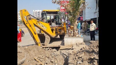 Work of new MSEDCL stations underway at Wagholi. (HT PHOTO)