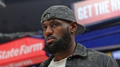 LeBron James #6 of the Los Angeles Lakers looks on during the first half against the Memphis Grizzlies at FedExForum (Getty Images via AFP) LeBron James #6 of the Los Angeles Lakers looks on during the first half against the Memphis Grizzlies at FedExForum (Getty Images via AFP)