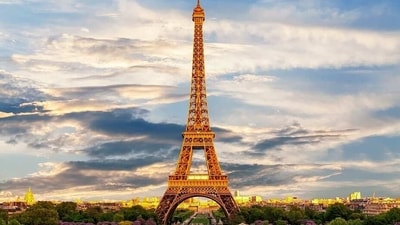 1. Paris, France: Paris is the most romantic city in the world. From its iconic Eiffel Tower to its cobblestone streets, the city of love is sure to please. (Pixabay) 1. Paris, France: Paris is the most romantic city in the world. From its iconic Eiffel Tower to its cobblestone streets, the city of love is sure to please. (Pixabay)