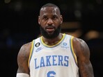  Los Angeles Lakers forward LeBron James 