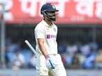 India's Virat Kohli walks back after being dismissal during the second day of the third Test cricket match between India and Australia at the Holkar Stadium in Indore on March 2, 2023. (Photo by Sajjad HUSSAIN / AFP) / ----IMAGE RESTRICTED TO EDITORIAL USE - STRICTLY NO COMMERCIAL USE----- India's Virat Kohli walks back after being dismissal during the second day of the third Test cricket match between India and Australia at the Holkar Stadium in Indore on March 2, 2023. (Photo by Sajjad HUSSAIN / AFP) / ----IMAGE RESTRICTED TO EDITORIAL USE - STRICTLY NO COMMERCIAL USE-----
