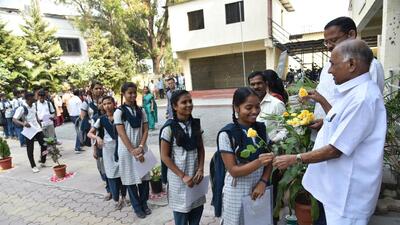 From being welcomed at some exam centres to being screened, the first day of the Class 10 SSC exams on Thursday went well, according to students. (HT) From being welcomed at some exam centres to being screened, the first day of the Class 10 SSC exams on Thursday went well, according to students. (HT)