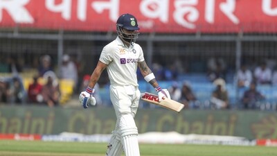 The Indians found it difficult to get going once again, losing their top four within 31 overs before they could take a lead. (AP) The Indians found it difficult to get going once again, losing their top four within 31 overs before they could take a lead. (AP)