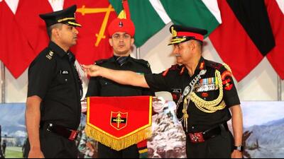 Northern Command chief Lt Gen Upendra Dwivedi (right) during an investiture ceremony at the Mathura military station on Thursday. (Twitter/@NorthernComd_IA) Northern Command chief Lt Gen Upendra Dwivedi (right) during an investiture ceremony at the Mathura military station on Thursday. (Twitter/@NorthernComd_IA)