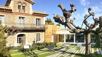 El Celler de Can Roca, Girona, Spain: This three-Michelin-star restaurant is run by the Roca brothers, Joan, Josep and Jordi. It is renowned for its creative and innovative cuisine, combining traditional and modern techniques. (File Photo) El Celler de Can Roca, Girona, Spain: This three-Michelin-star restaurant is run by the Roca brothers, Joan, Josep and Jordi. It is renowned for its creative and innovative cuisine, combining traditional and modern techniques. (File Photo)