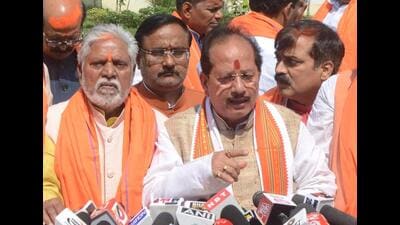 Leader of Opposition Vijay Kumar Sinha interacts with the media outside the Bihar Assembly on Friday. (HT Photo) Leader of Opposition Vijay Kumar Sinha interacts with the media outside the Bihar Assembly on Friday. (HT Photo)
