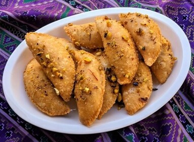 Gujiya (pinterest) Gujiya (pinterest)