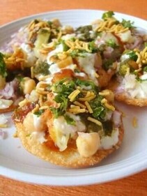 Papri Chaat (pinterest) Papri Chaat (pinterest)