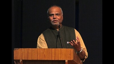 Dr Patwardhan stated in his letter of intent to resign dated February 26 that he had previously expressed his concerns about the possibility of vested interests. (HT PHOTO) Dr Patwardhan stated in his letter of intent to resign dated February 26 that he had previously expressed his concerns about the possibility of vested interests. (HT PHOTO)
