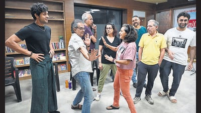 Mumbai, India - March 03, 2023: Artistes seen practising during a play rehearsal, at Bandra, in Mumbai, India, on Friday, March 03, 2023. (Photo by Vijay Bate/HT Photo) (HT PHOTO) Mumbai, India - March 03, 2023: Artistes seen practising during a play rehearsal, at Bandra, in Mumbai, India, on Friday, March 03, 2023. (Photo by Vijay Bate/HT Photo) (HT PHOTO)