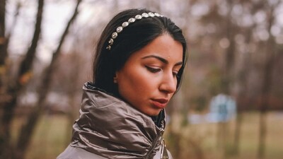 Embellished Hair Accessories: Adding embellished hair accessories, such as a headband or hair clip, can add a touch of glamour and sophistication to your hairstyle. (Unsplash) Embellished Hair Accessories: Adding embellished hair accessories, such as a headband or hair clip, can add a touch of glamour and sophistication to your hairstyle. (Unsplash)