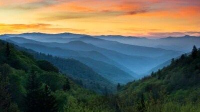 Great Smoky Mountains National Park, Tennessee/North Carolina: With its lush forests, majestic peaks, and cascading waterfalls, the Great Smoky Mountains National Park is a must-see destination for any road trip. From hiking and camping to fishing and sightseeing, there’s something for everyone in this stunning national park. (Unsplash) Great Smoky Mountains National Park, Tennessee/North Carolina: With its lush forests, majestic peaks, and cascading waterfalls, the Great Smoky Mountains National Park is a must-see destination for any road trip. From hiking and camping to fishing and sightseeing, there’s something for everyone in this stunning national park. (Unsplash)