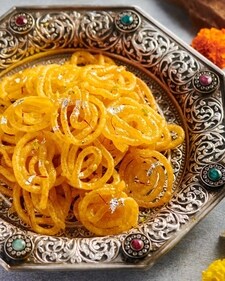 Crispy Jalebi (Chef Sanjyot Keer) Crispy Jalebi (Chef Sanjyot Keer)