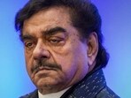 Shatrughan Sinha said Dev Anand stopped him from getting plastic surgery done.