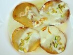 Holi 2023: Simple and delicious Malpua recipes you can try at home Holi 2023: Simple and delicious Malpua recipes you can try at home